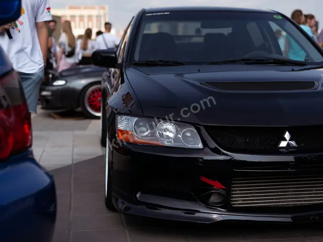 2022 Mitsubishi Colt Urban — Garaj Aracı — fotoğraf 2