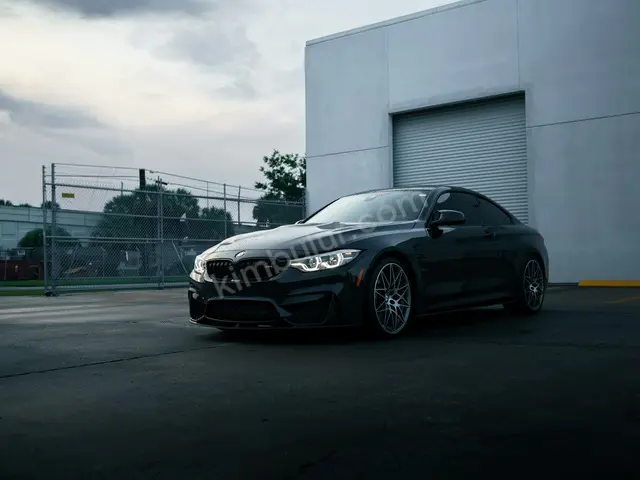 2018 BMW 4 Serisi Comfort — Tramer Kaydı Düşük — fotoğraf 2