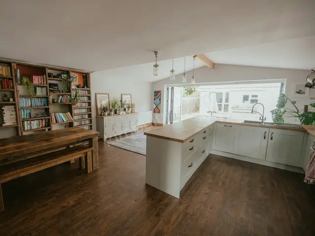 Bahçelievler Okullara Yakın 4+1 Kiralık Yalı — fotoğraf 2