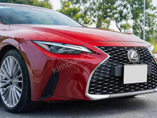 2022 Lexus ES Sport — Masrafsız