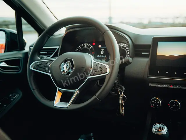 2014 Renault R 9 Titanium — Az Yakan