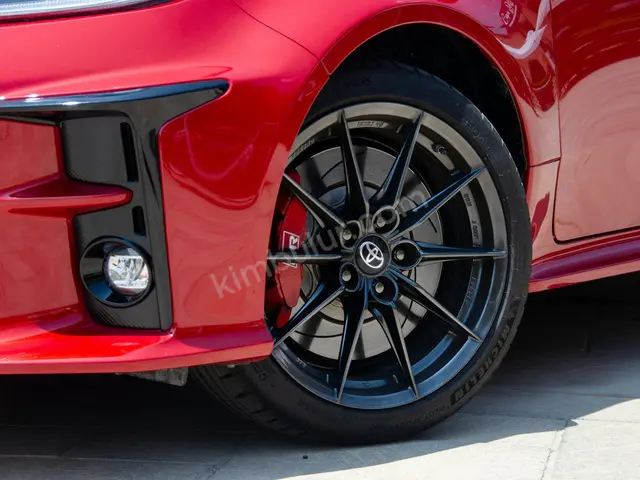 2023 Toyota Land Cruiser Style — Bakımları Yeni — fotoğraf 2