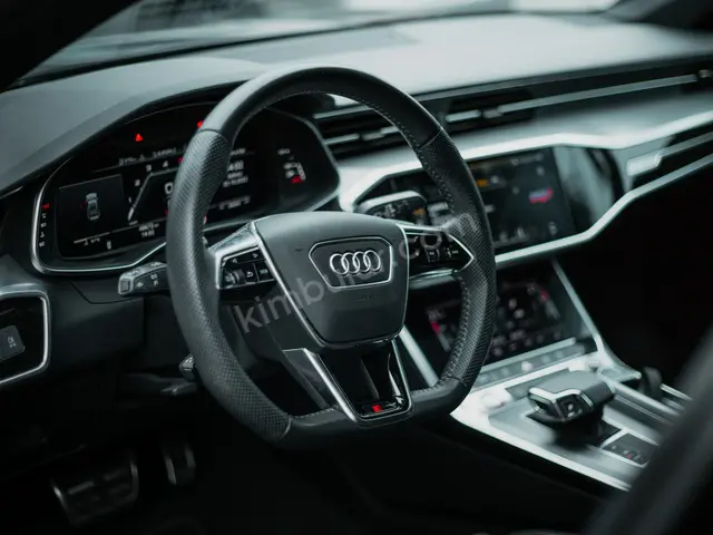 2024 Audi A5 Titanium — Bakımları Yeni — fotoğraf 2