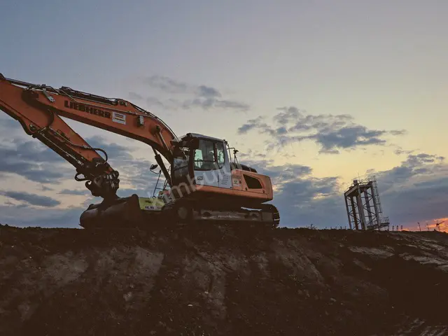 2014 Model Lastikli Yükleyici — 11.350 Saat — fotoğraf 2