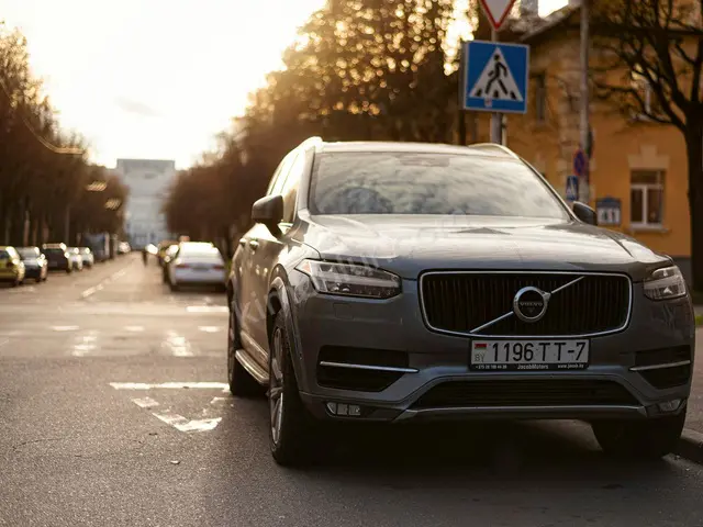 2010 Volvo V40 Executive — Masrafsız — fotoğraf 2