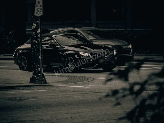 2023 Mercedes-Benz 190 Titanium — Garaj Aracı — fotoğraf 3