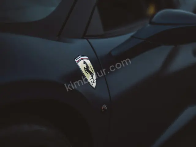 2020 Ferrari 812 Comfort — Ekspertiz Raporlu — fotoğraf 3