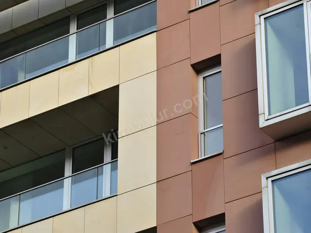 Eyyübiye Geniş Satılık Bina — fotoğraf 3