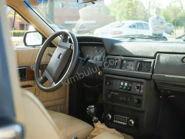 2015 Volvo S80 Design — Az Yakan