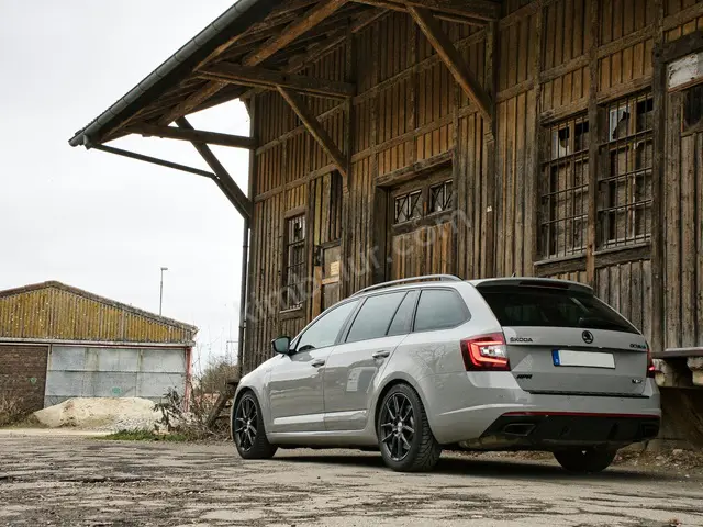 2011 Skoda Karoq Comfort — Ekspertiz Raporlu — fotoğraf 3