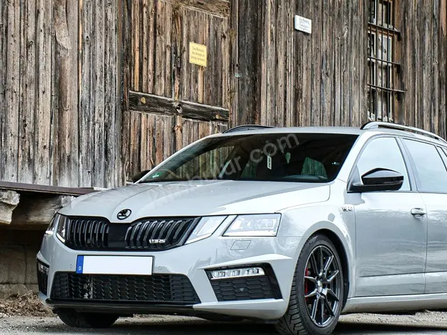 2025 Skoda Kodiaq Urban — Değişensiz — fotoğraf 3