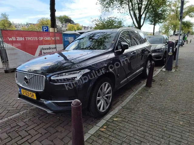 2012 Volvo Elite — Tramer Kaydı Düşük — fotoğraf 2