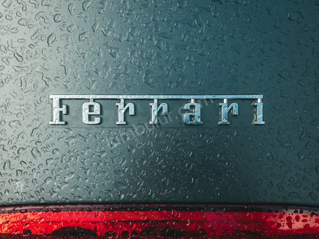 2016 Ferrari 812 Premium — Bakımları Yeni — fotoğraf 2