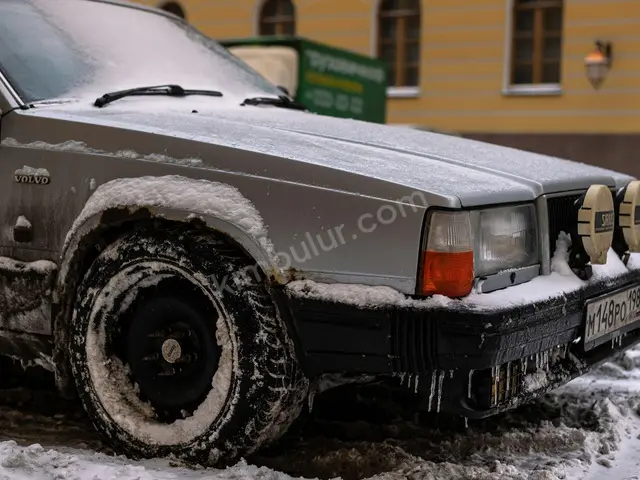 2012 Volvo Elite — Tramer Kaydı Düşük — fotoğraf 3