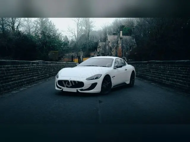 2020 Maserati Ghibli Premium — Masrafsız