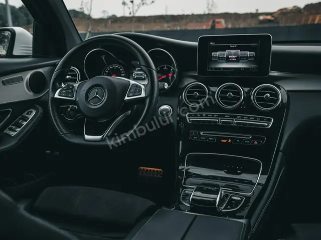 2019 Mercedes-Benz CLA Comfort — Garaj Aracı