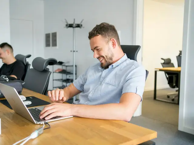 Haliliye Site İçinde Kiralık Oto Yıkama & Bakım