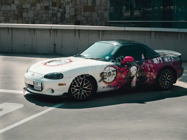 2023 Mazda MX-5 Sport — Tramer Kaydı Düşük — fotoğraf 4