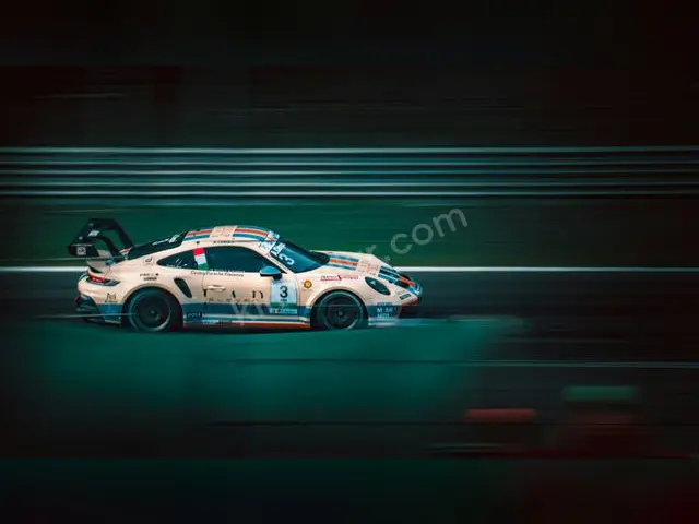 2025 Porsche Panamera Urban — Değişensiz