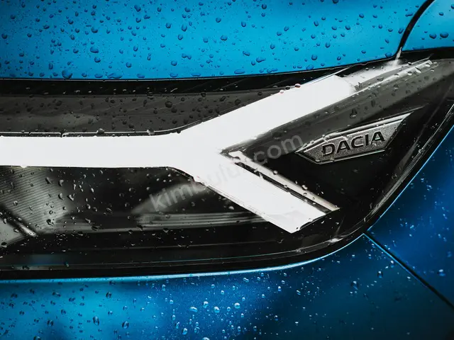 2012 Dacia Jogger Sport — İlk Elden