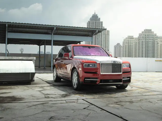 2013 Rolls-Royce Ghost Urban — Tramer Kaydı Düşük — fotoğraf 2