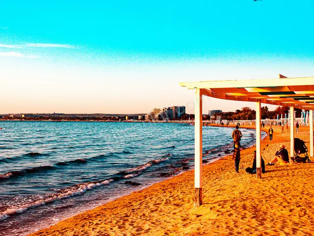 Beşik & Bebek Odası · Bayraklı — Sıfır, Kutulu