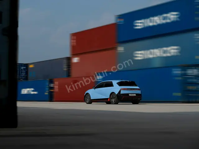 2023 Hyundai Kona Prestige — Tramer Kaydı Düşük — fotoğraf 2