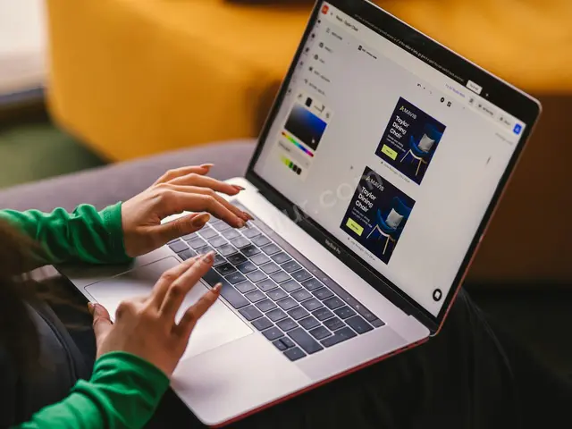 Samsung Dizüstü Bilgisayar · Midyat — Yenilenmiş, 16 GB RAM, 2 TB ve üzeri — fotoğraf 3