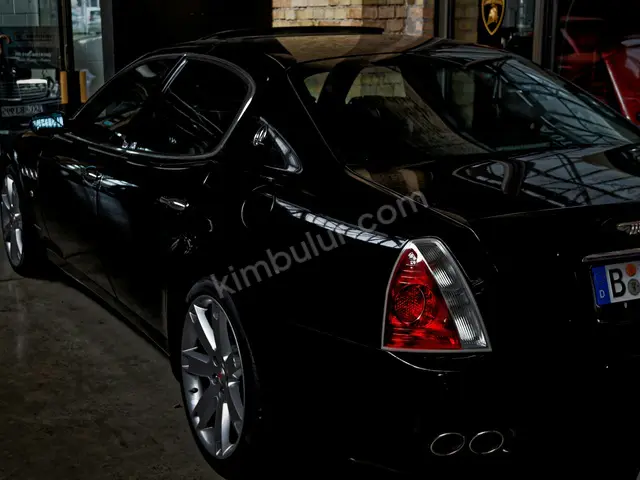 2010 Maserati GranTurismo Elite — Az Yakan