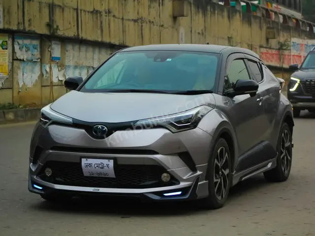 2025 Toyota Yaris Prestige — Bakımları Yeni — fotoğraf 3