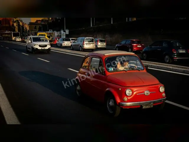 2011 Fiat Punto Titanium — Masrafsız — fotoğraf 3