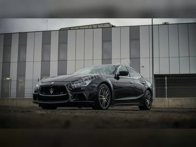 2013 Maserati GranTurismo Style — İlk Elden