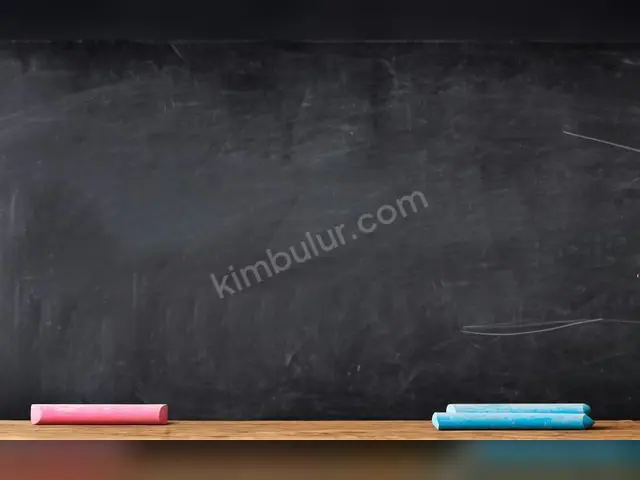 Ehliyetli Sürücüler İçin Direksiyon Dersi · Dinar — Üniversite, Eğitmenin Adresinde