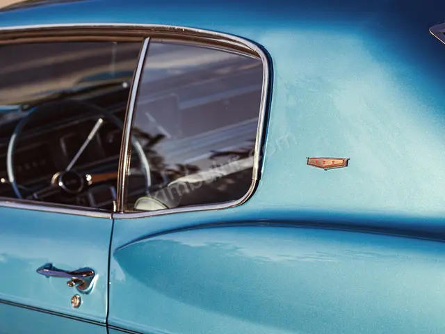 2015 Chevrolet Impala Style — Tramer Kaydı Düşük — fotoğraf 3