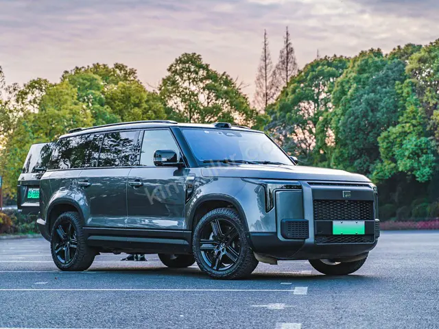 2019 Land Rover Range Rover Evoque Titanium — Garaj Aracı