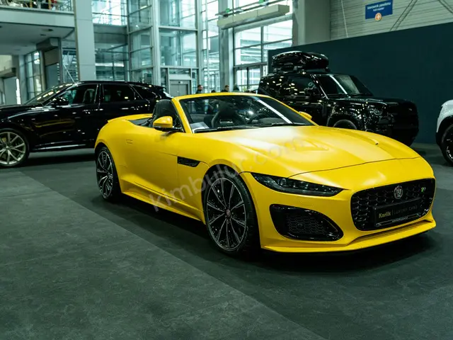2021 Jaguar XE Elite — İlk Elden — fotoğraf 3