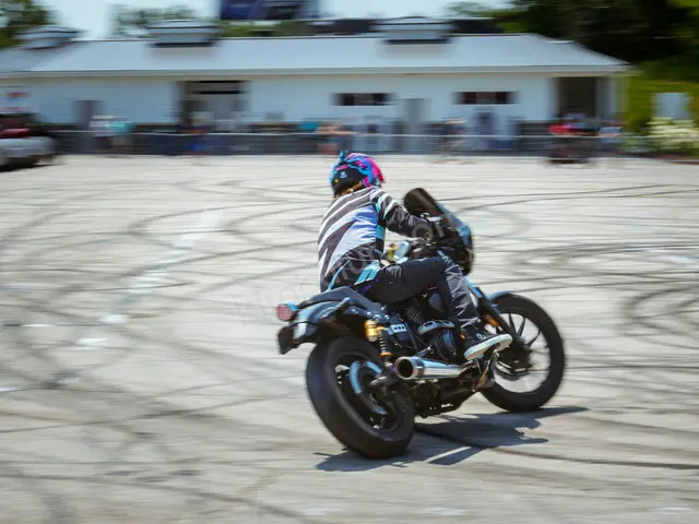 2025 Husqvarna — Bakımları Yeni — fotoğraf 2