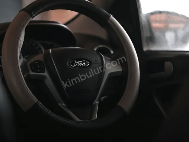 2010 Ford Focus Sport — Tramer Kaydı Düşük — fotoğraf 2