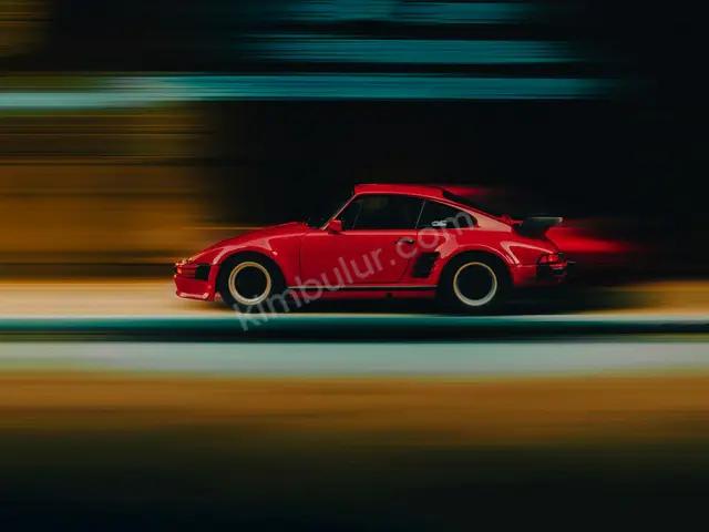 2024 Porsche 911 Design — Garaj Aracı — fotoğraf 2