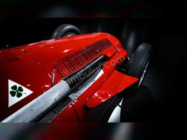 2025 Alfa Romeo 159 Premium — Tramer Kaydı Düşük — fotoğraf 2