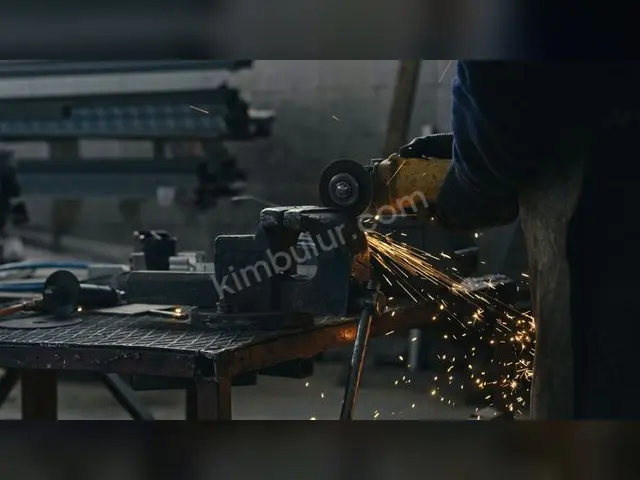 El Aletleri & Hırdavat · Sinanpaşa — Yenilenmiş, Tüm Aksesuarlarıyla — fotoğraf 2