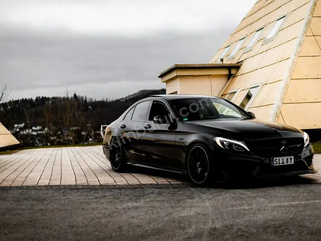 2016 Mercedes-Benz GLE Premium — Tramer Kaydı Düşük — fotoğraf 2