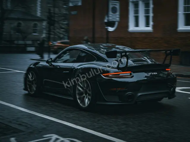2016 Porsche Cayenne Urban — Tramer Kaydı Düşük — fotoğraf 2