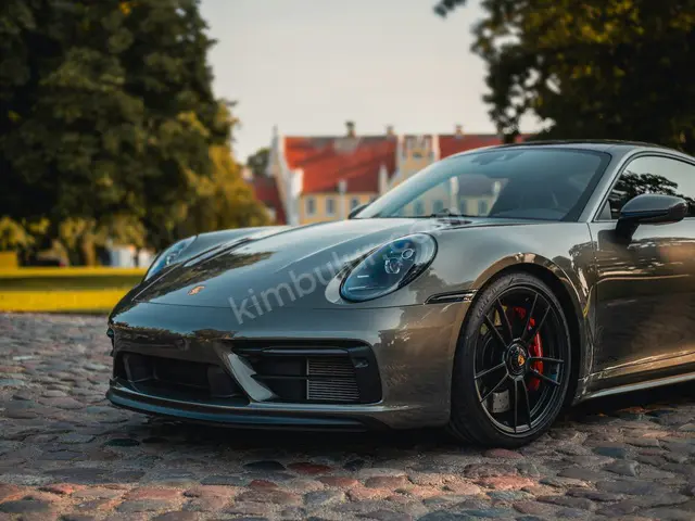 2025 Porsche Titanium — Değişensiz — fotoğraf 4