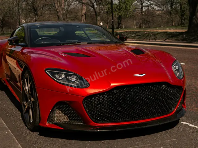 2024 Aston Martin DB12 Urban — Az Yakan