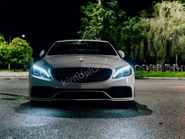 2016 Mercedes-Benz AMG GT Style — Tramer Kaydı Düşük — fotoğraf 2