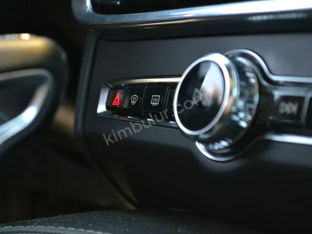 2022 Volvo Premium — Garaj Aracı — fotoğraf 3
