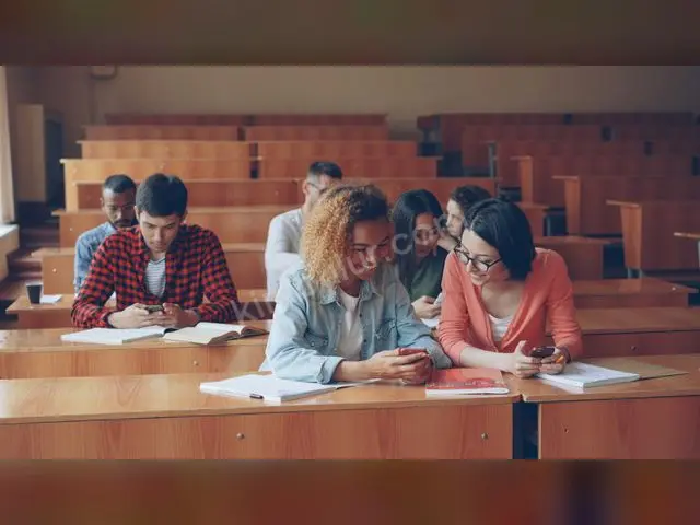 Tarih & Coğrafya Özel Ders · Defne — İlkokul, Eğitmenin Adresinde