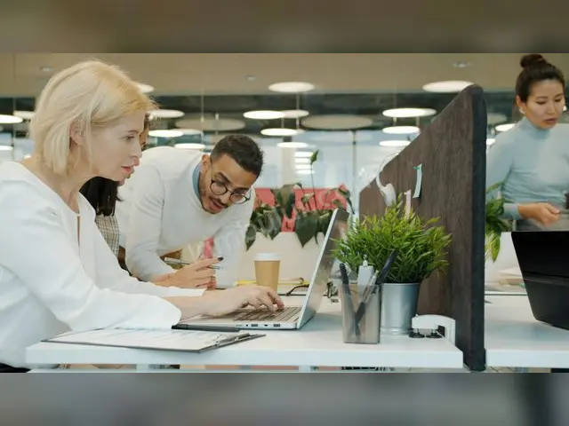 Ofis Asistanı Aranıyor · Tuşba — Uzaktan — fotoğraf 2