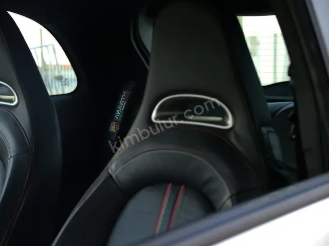 2014 Seat Ibiza Urban — Garaj Aracı — fotoğraf 3